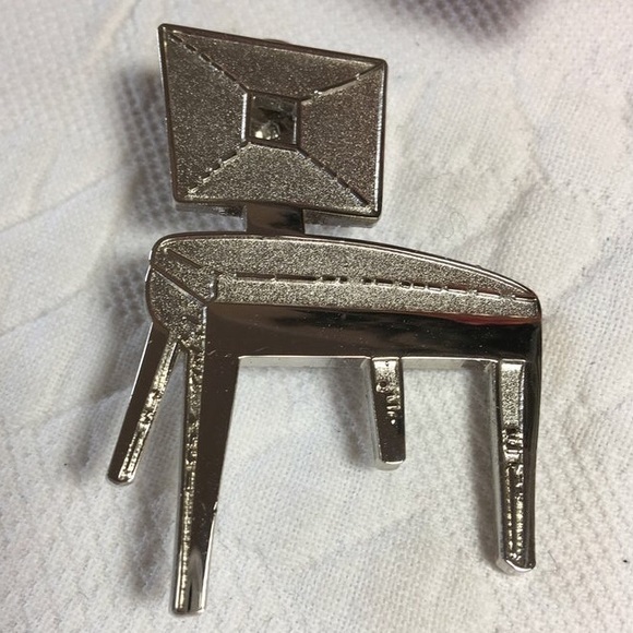 David Edward Vintage Chair Brooch Pin- Silver - Picture 3 of 8